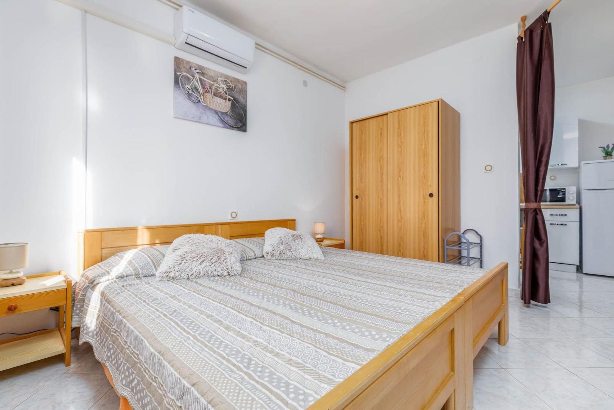 Lovely Apartments In Valbandon Fazana Exterior photo