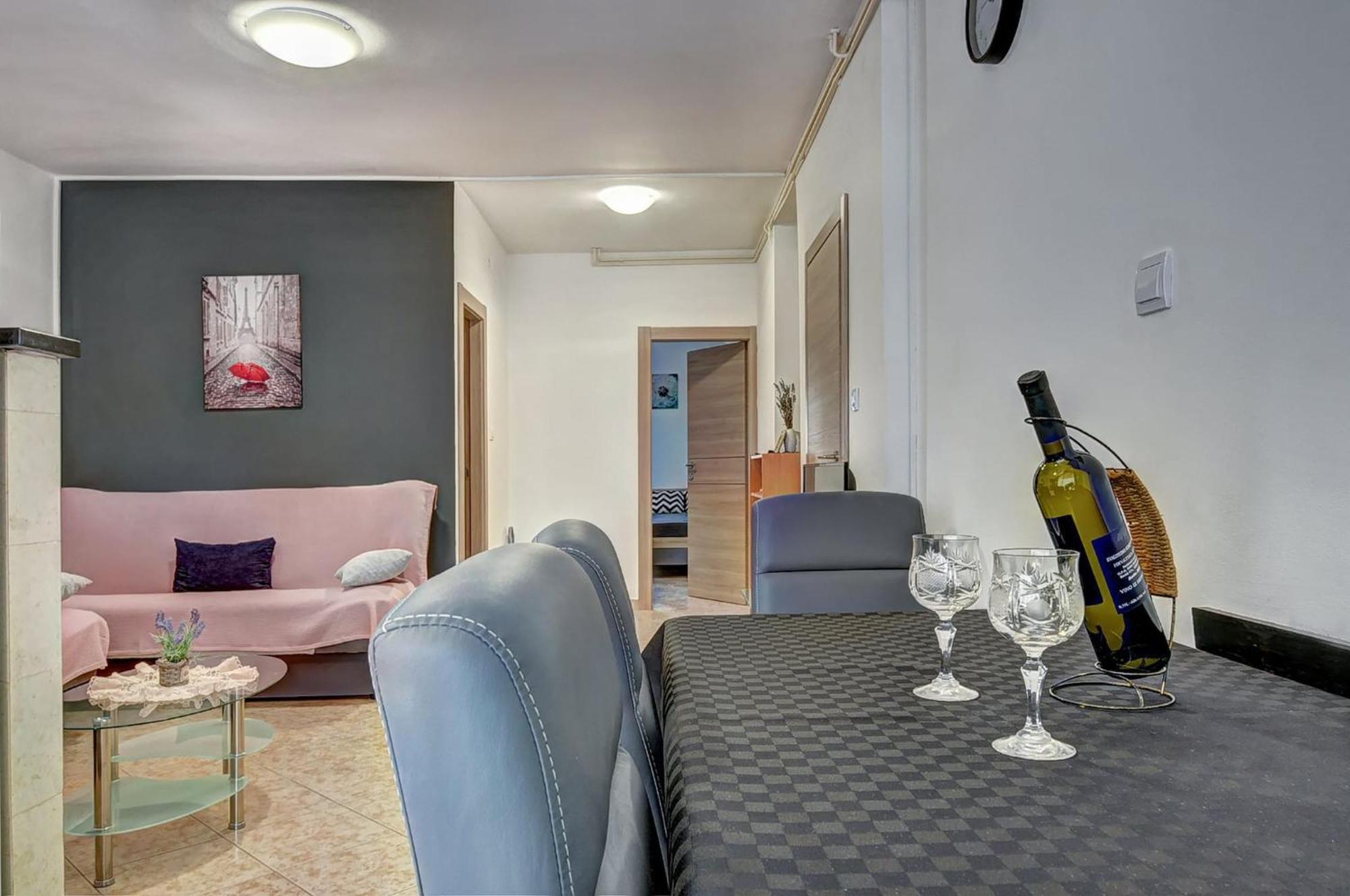 Lovely Apartments In Valbandon Fazana Exterior photo